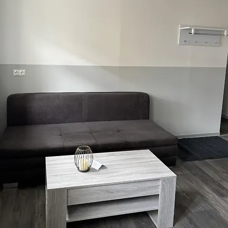 H&m Immobilien 1 Appartement *